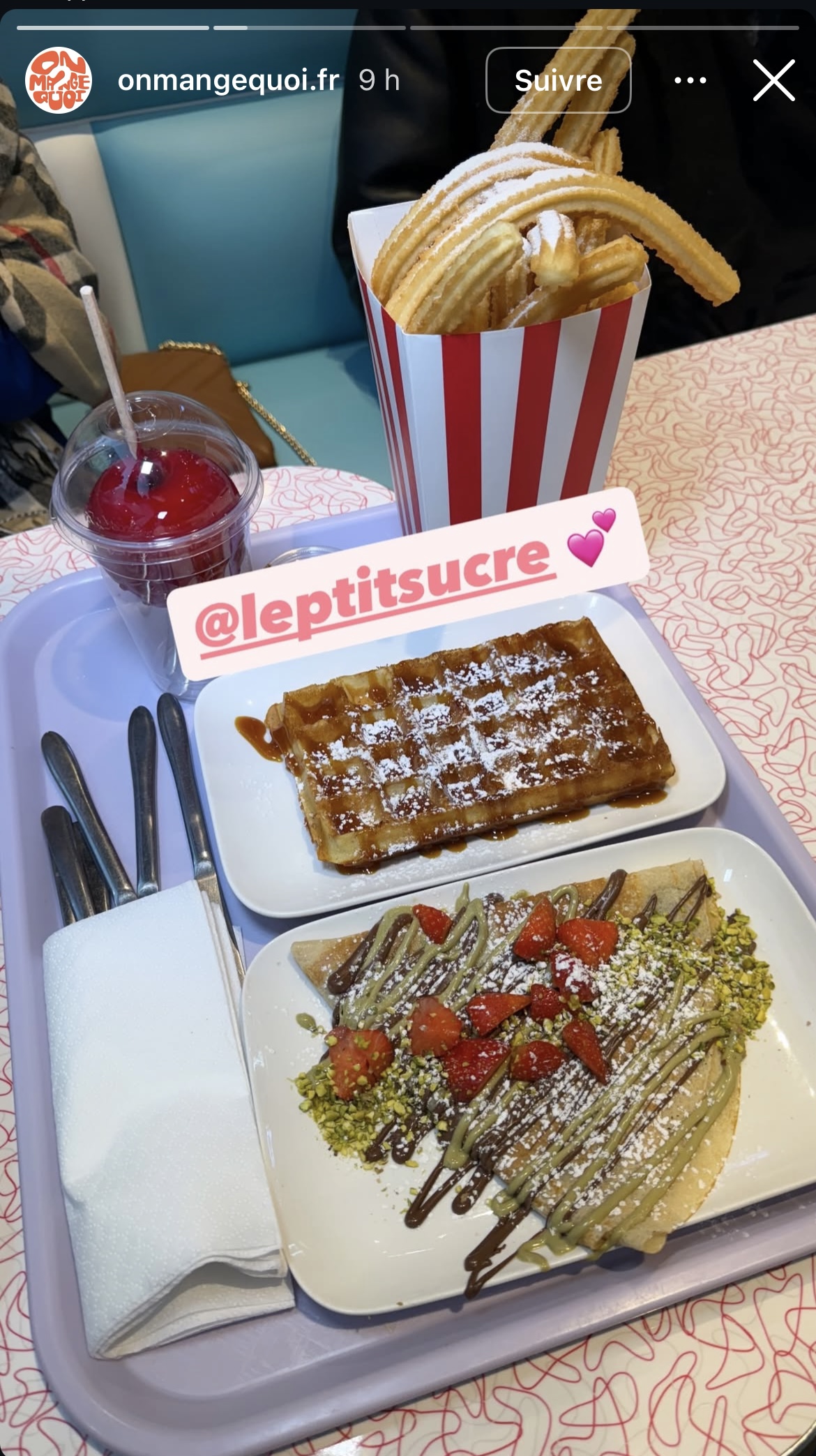 Intérieur du P'tit Sucré : espace moderne et chaleureux